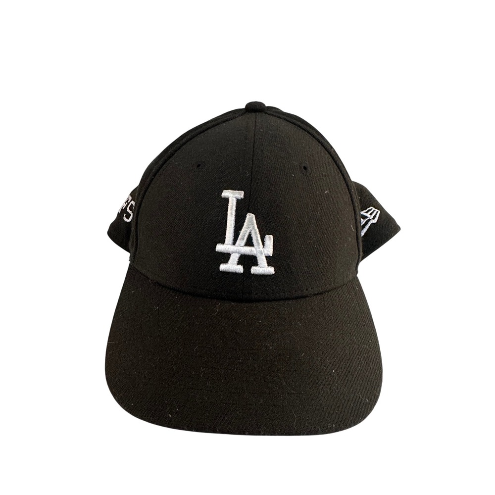 New Era Men's Black LA Dodgers Embroidered 39THIRTY Stretch‎ Fit Hat